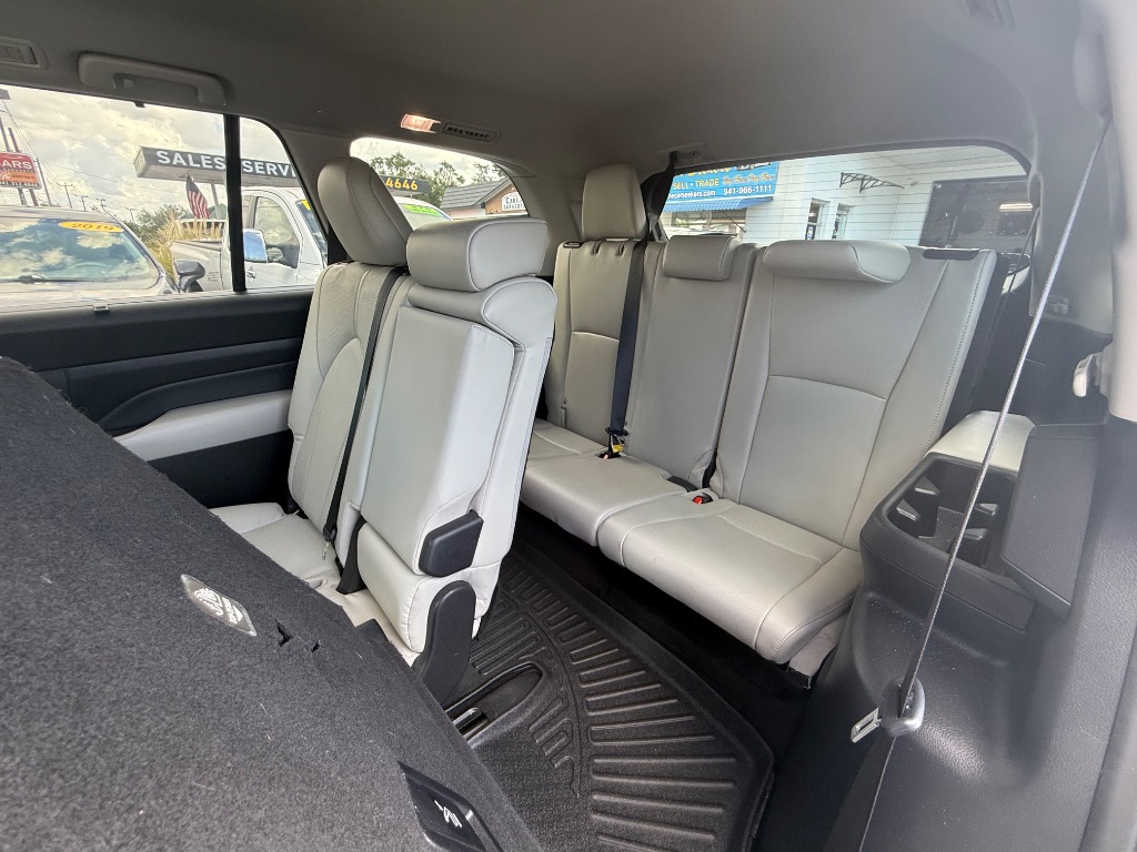 2024 Toyota Grand Highlander Limited - Photo 15